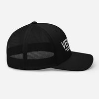 "VENARI" Trucker Cap