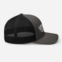 "VENARI" Trucker Cap